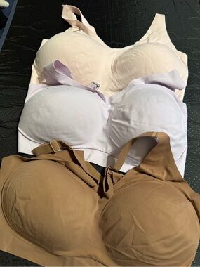 Soft Seamless Wireless Comfort Everyday T-Shirt  Bras. Pink lavender Brown.